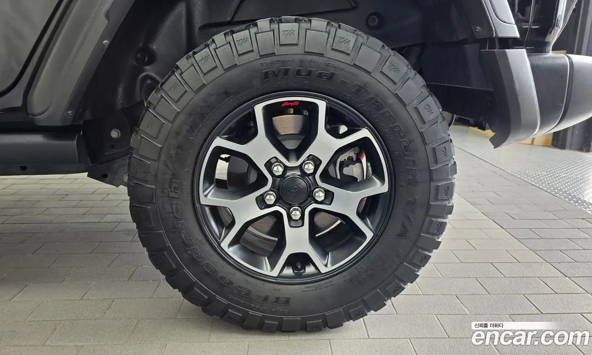 Jeep Wrangler 2021 2.0 автомат (гидро), фото 7 Jeep Wrangler 2021 2.0 автомат (гидро), фото 7