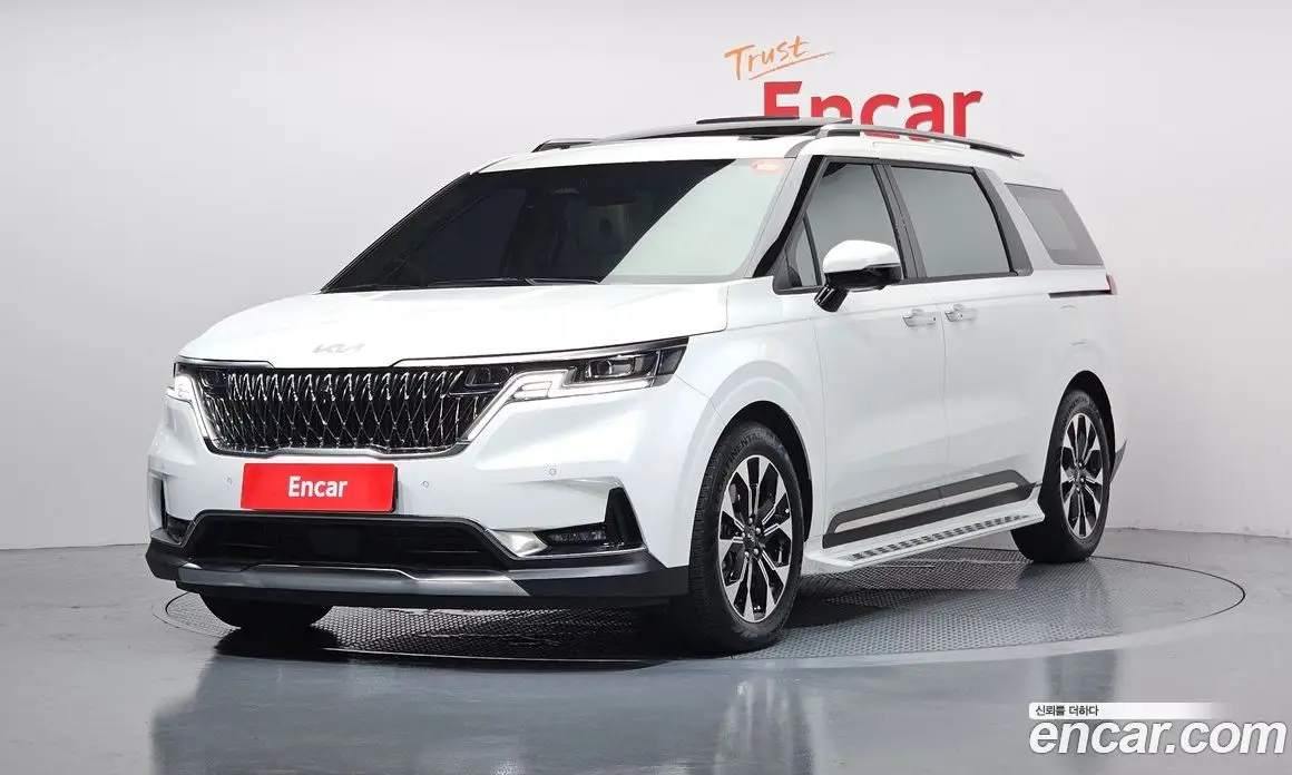 Kia Carnival 2023 3.5 автомат (гидро), фото 1 Kia Carnival 2023 3.5 автомат (гидро), фото 1