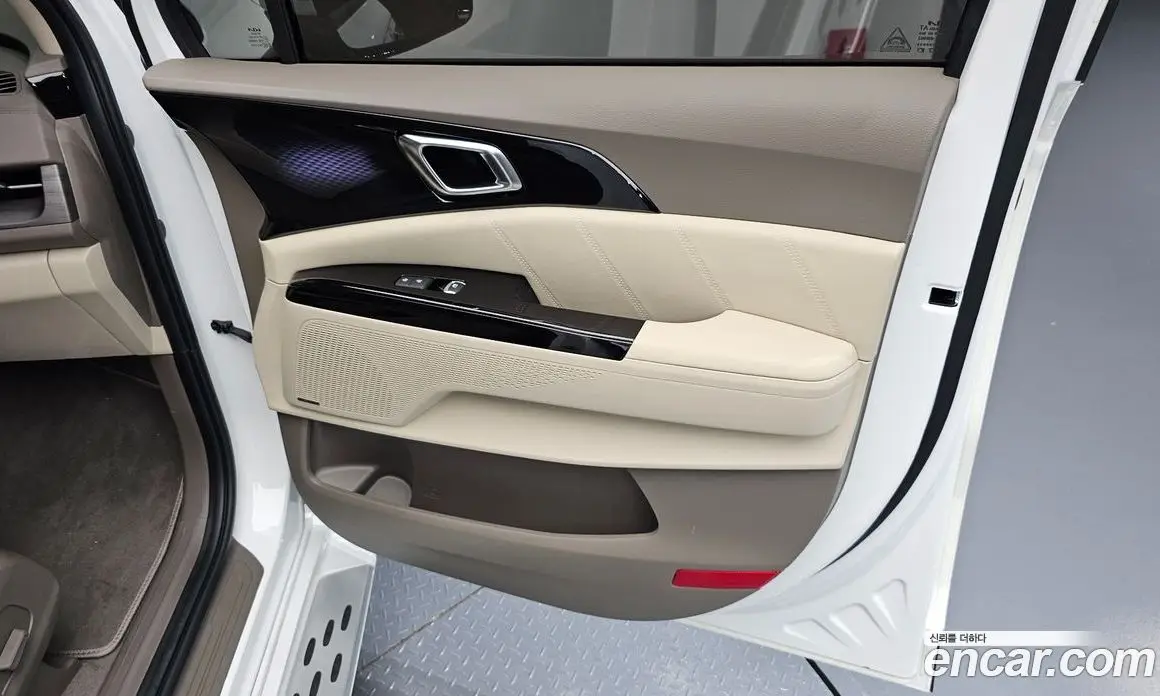 Kia Carnival 2023 3.5 автомат (гидро), фото 15 Kia Carnival 2023 3.5 автомат (гидро), фото 15