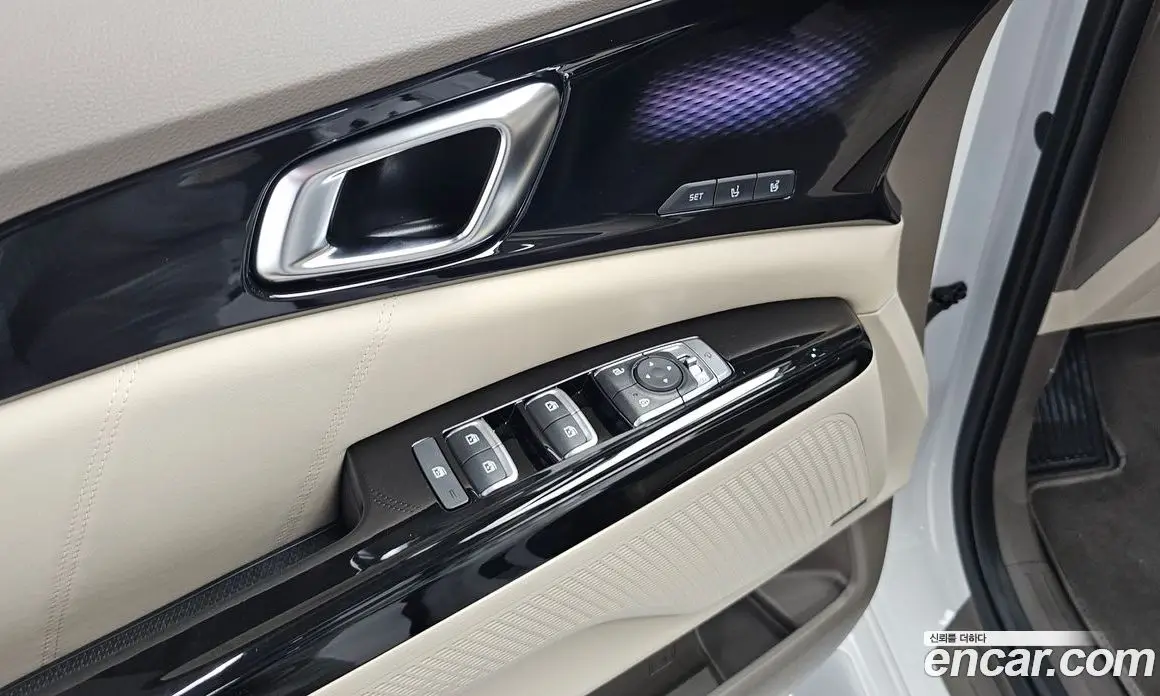 Kia Carnival 2023 3.5 автомат (гидро), фото 20 Kia Carnival 2023 3.5 автомат (гидро), фото 20