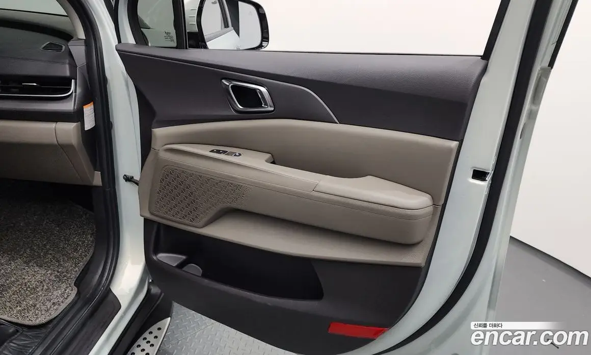 Kia Carnival 2024 1.6 автомат (гидро), фото 14 Kia Carnival 2024 1.6 автомат (гидро), фото 14