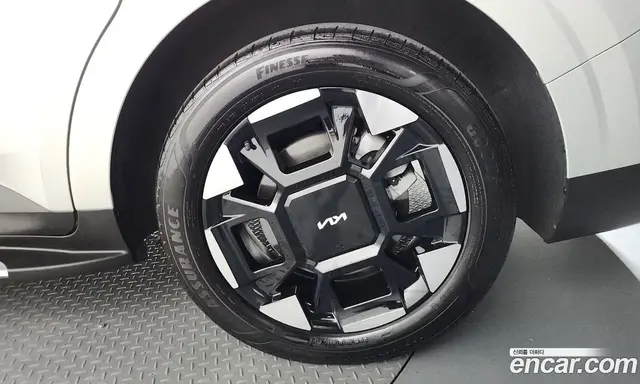 Kia Carnival 2024 1.6 автомат (гидро), миниатюра 7 Kia Carnival 2024 1.6 автомат (гидро), миниатюра 7