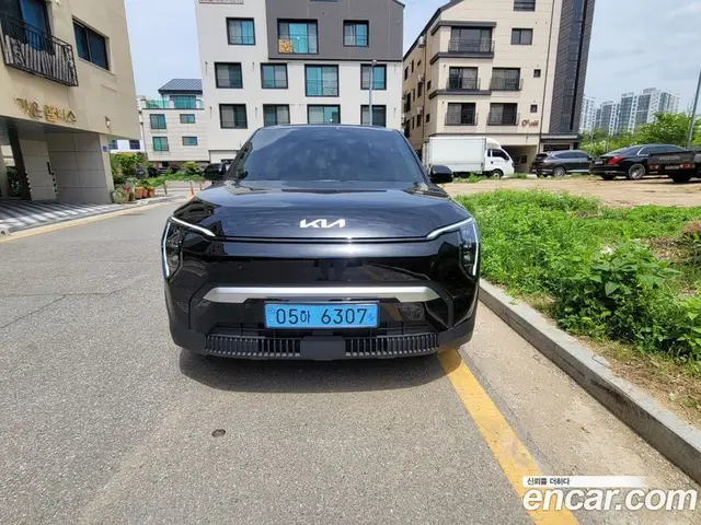 Kia EV3, 2025, 8 600 км