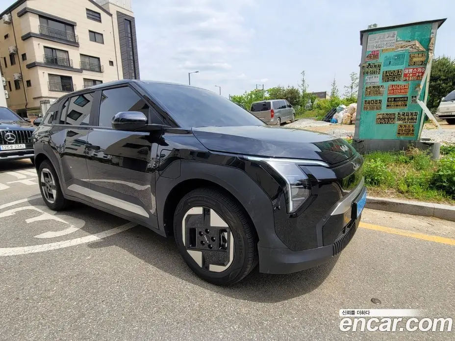 Kia EV3 2025 автомат (гидро), фото 2 Kia EV3 2025 автомат (гидро), фото 2