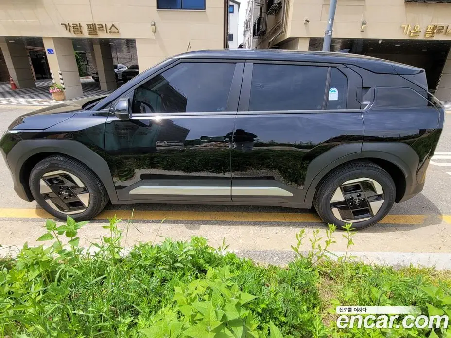 Kia EV3 2025 автомат (гидро), фото 3 Kia EV3 2025 автомат (гидро), фото 3