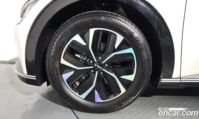 Kia EV6 2021 0.1 автомат (гидро), миниатюра 4 Kia EV6 2021 0.1 автомат (гидро), миниатюра 4