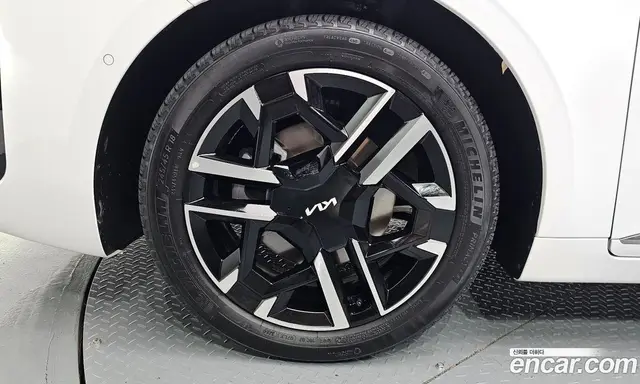 Kia K8 2025 1.6 автомат (гидро), миниатюра 5 Kia K8 2025 1.6 автомат (гидро), миниатюра 5