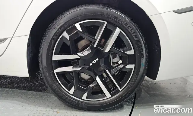 Kia K8 2025 1.6 автомат (гидро), миниатюра 7 Kia K8 2025 1.6 автомат (гидро), миниатюра 7
