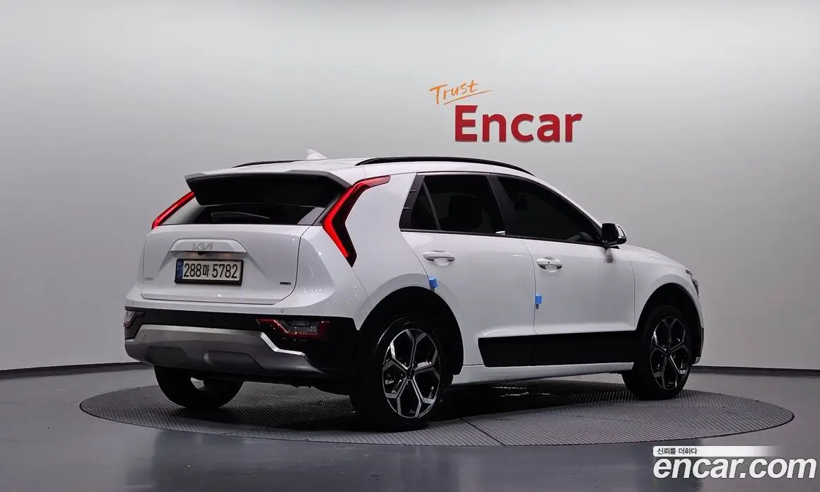 Kia Niro 2022 1.6 автомат (гидро), фото 2 Kia Niro 2022 1.6 автомат (гидро), фото 2