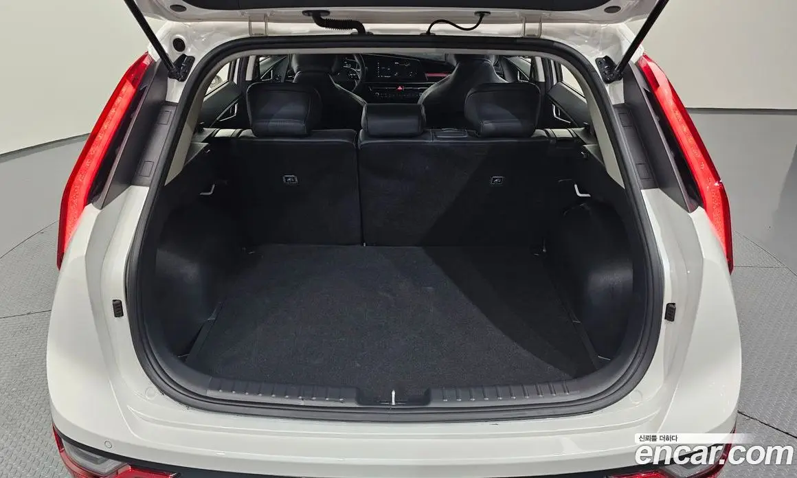 Kia Niro 2022 1.6 автомат (гидро), фото 22 Kia Niro 2022 1.6 автомат (гидро), фото 22