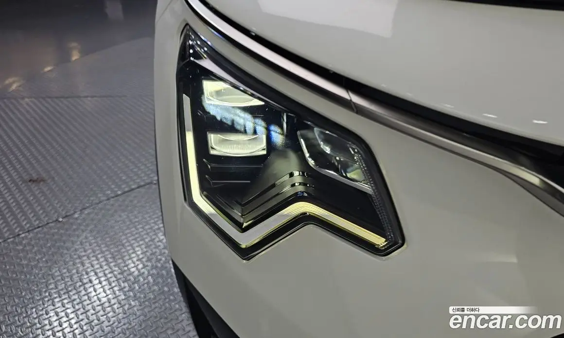 Kia Niro 2022 1.6 автомат (гидро), фото 8 Kia Niro 2022 1.6 автомат (гидро), фото 8