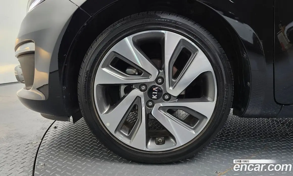 Kia Pride 2015 1.6 автомат (гидро), фото 5 Kia Pride 2015 1.6 автомат (гидро), фото 5