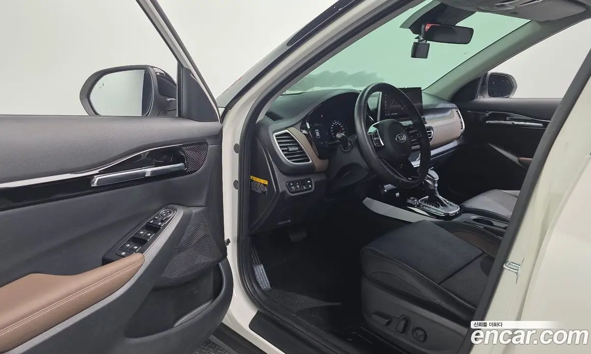 Kia Seltos 2019 1.6 автомат (гидро), фото 13 Kia Seltos 2019 1.6 автомат (гидро), фото 13
