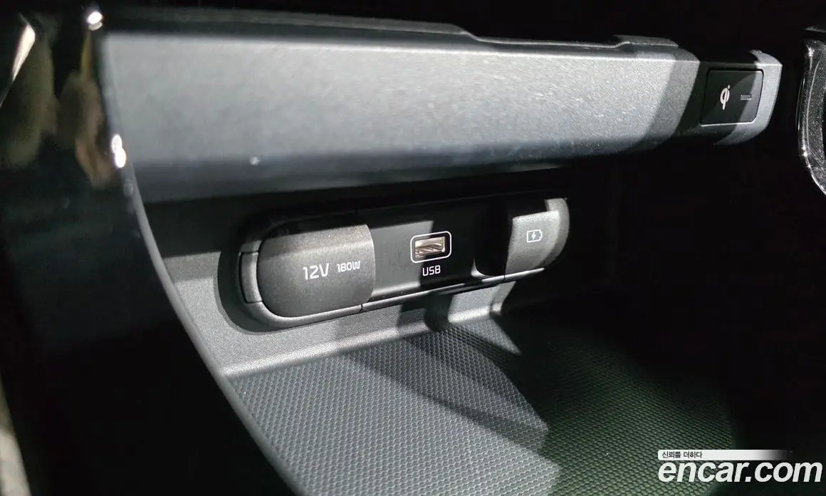 Kia Seltos 2019 1.6 автомат (гидро), фото 19 Kia Seltos 2019 1.6 автомат (гидро), фото 19