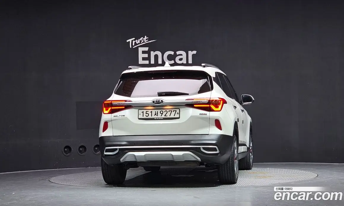 Kia Seltos 2020 1.6 автомат (гидро), фото 4