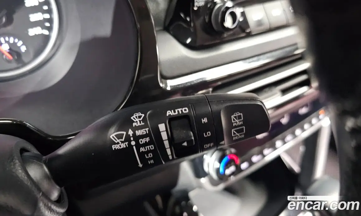 Kia Seltos 2020 1.6 автомат (гидро), фото 32
