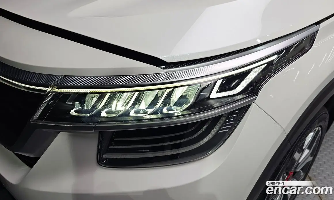 Kia Seltos 2020 1.6 автомат (гидро), фото 8