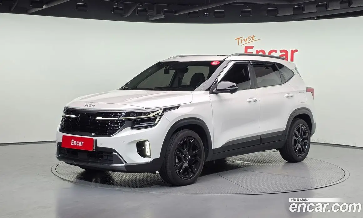 Kia Seltos 2022 1.6 автомат (гидро), фото 1 Kia Seltos 2022 1.6 автомат (гидро), фото 1