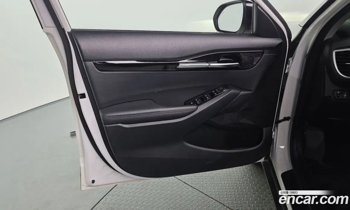 Kia Seltos 2022 1.6 автомат (гидро), фото 14 Kia Seltos 2022 1.6 автомат (гидро), фото 14