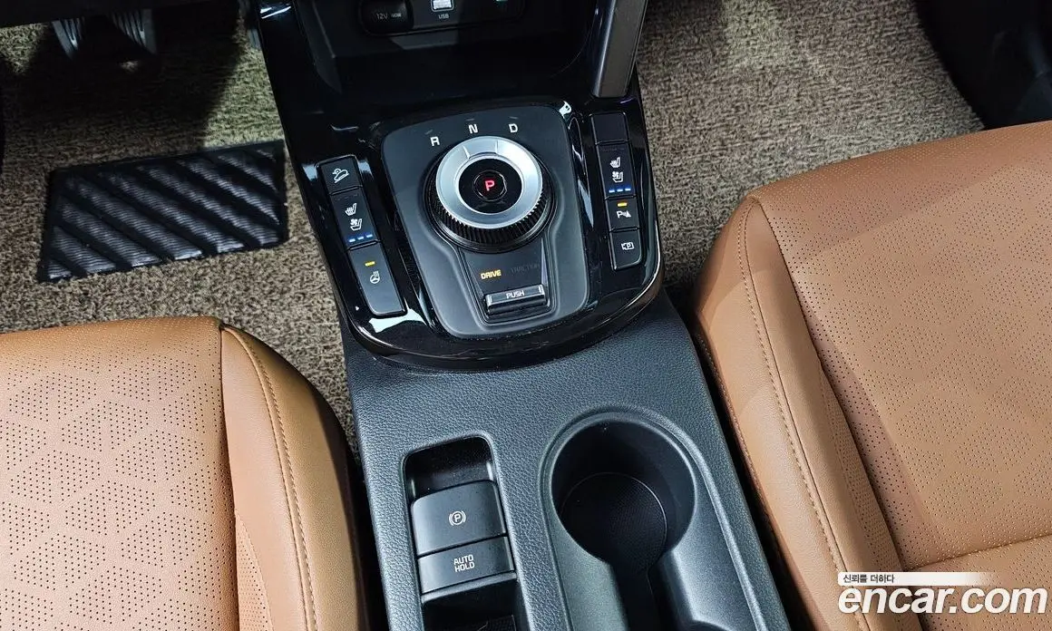Kia Seltos 2024 1.6 автомат (гидро), фото 12 Kia Seltos 2024 1.6 автомат (гидро), фото 12