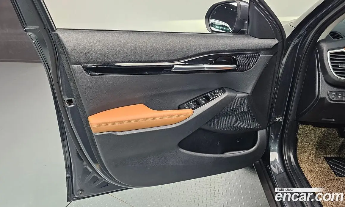 Kia Seltos 2024 1.6 автомат (гидро), фото 14 Kia Seltos 2024 1.6 автомат (гидро), фото 14