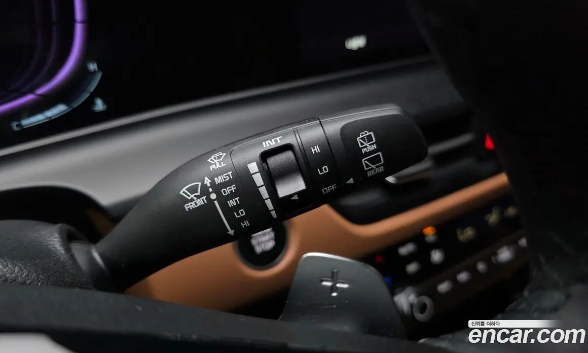 Kia Seltos 2025 1.6 автомат (гидро), фото 32 Kia Seltos 2025 1.6 автомат (гидро), фото 32