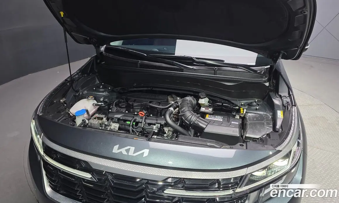 Kia Seltos 2025 1.6 автомат (гидро), фото 6 Kia Seltos 2025 1.6 автомат (гидро), фото 6