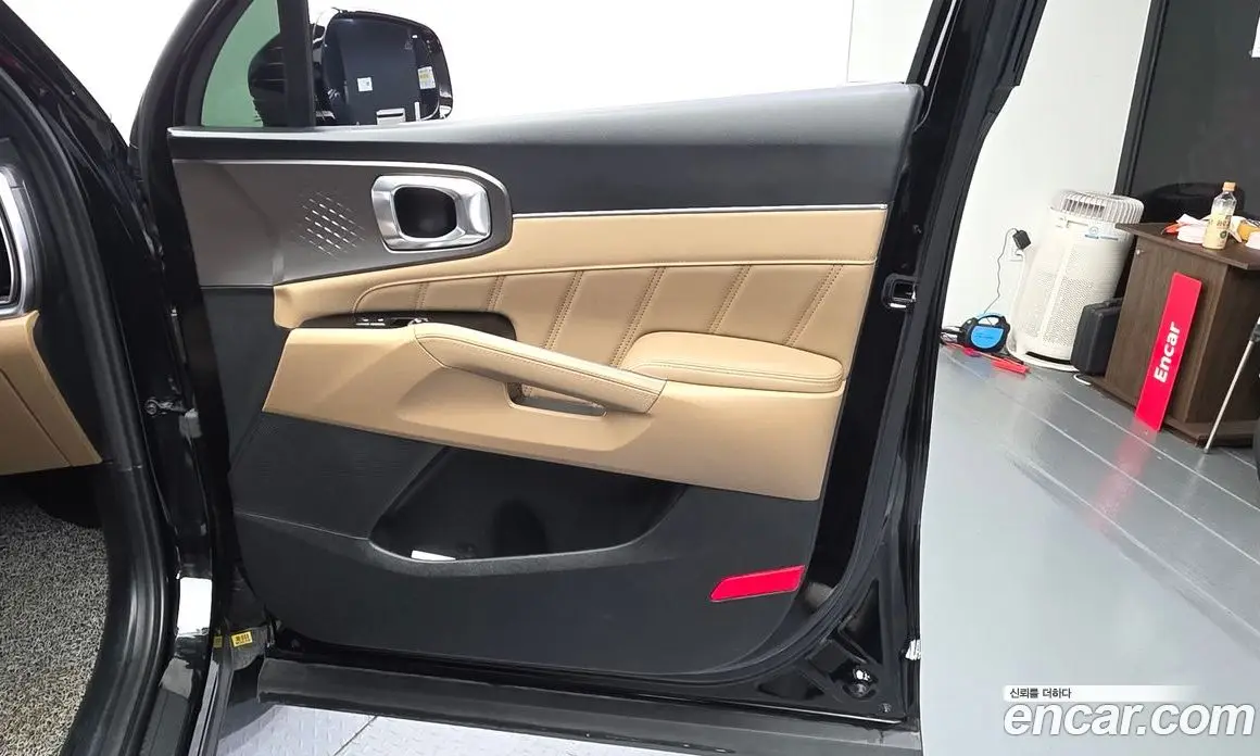Kia Sorento 2023 2.5 автомат (гидро), фото 14
