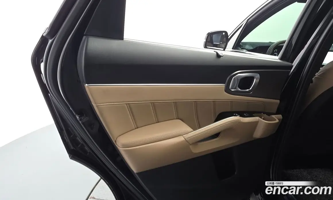Kia Sorento 2023 2.5 автомат (гидро), фото 15