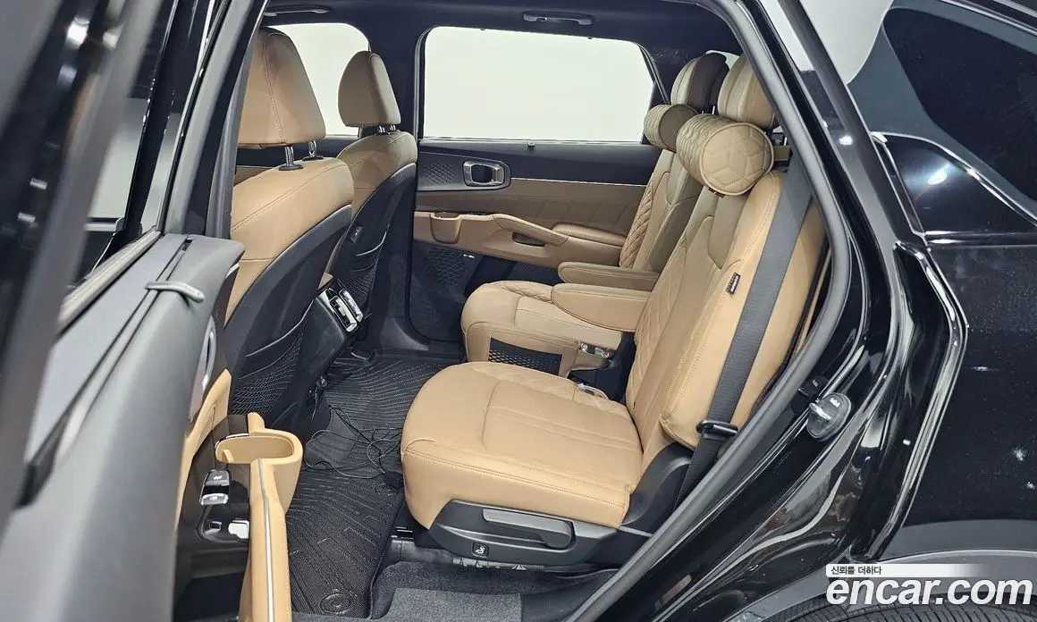 Kia Sorento 2025 1.6 автомат (гидро), фото 17 Kia Sorento 2025 1.6 автомат (гидро), фото 17
