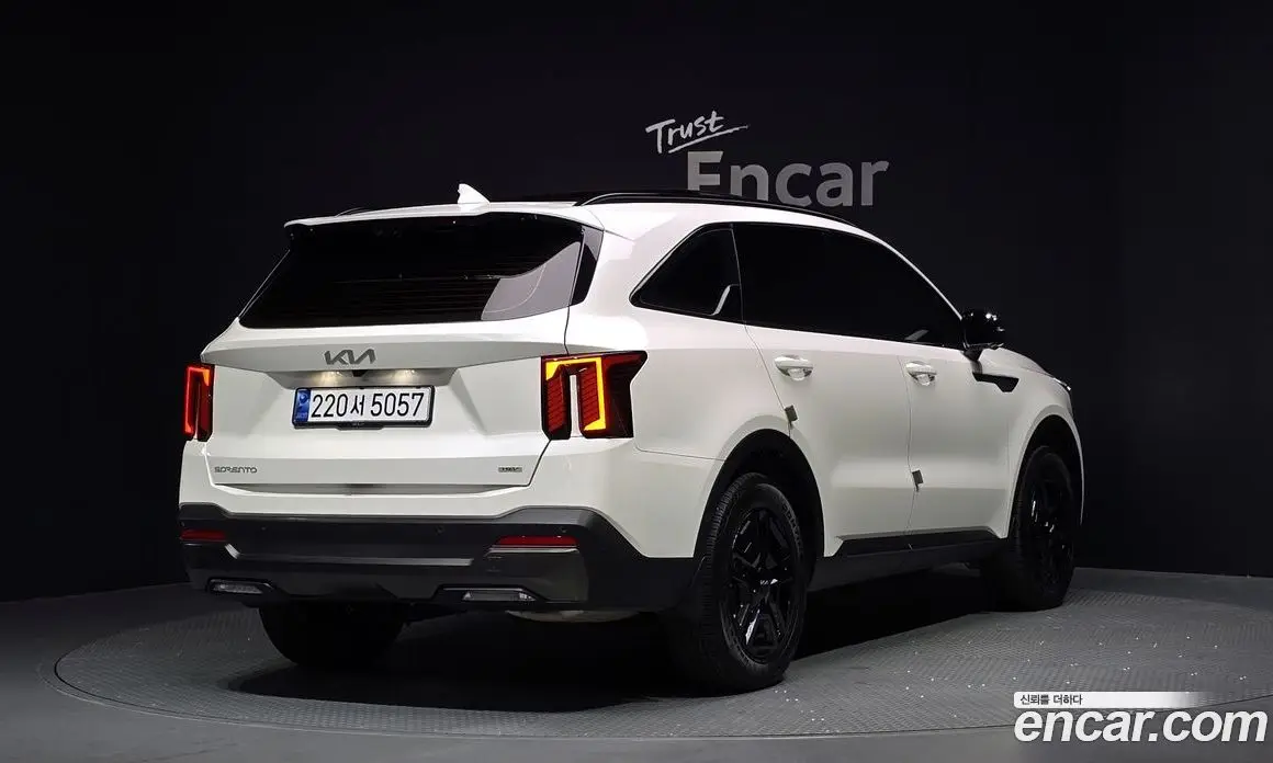 Kia Sorento 2025 1.6 автомат (гидро), фото 2 Kia Sorento 2025 1.6 автомат (гидро), фото 2
