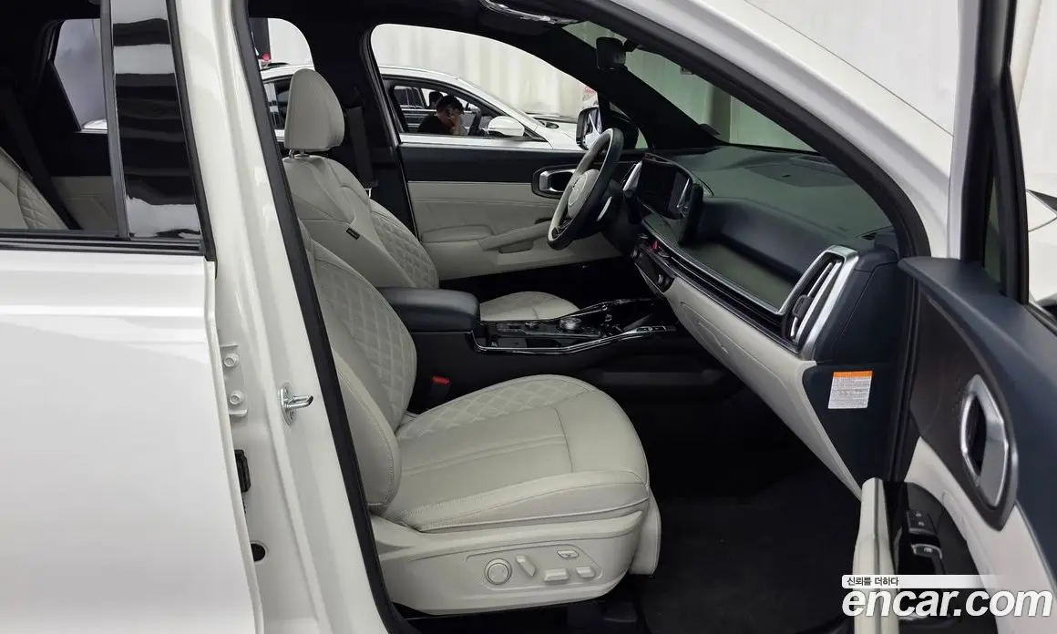 Kia Sorento 2025 1.6 автомат (гидро), фото 11 Kia Sorento 2025 1.6 автомат (гидро), фото 11
