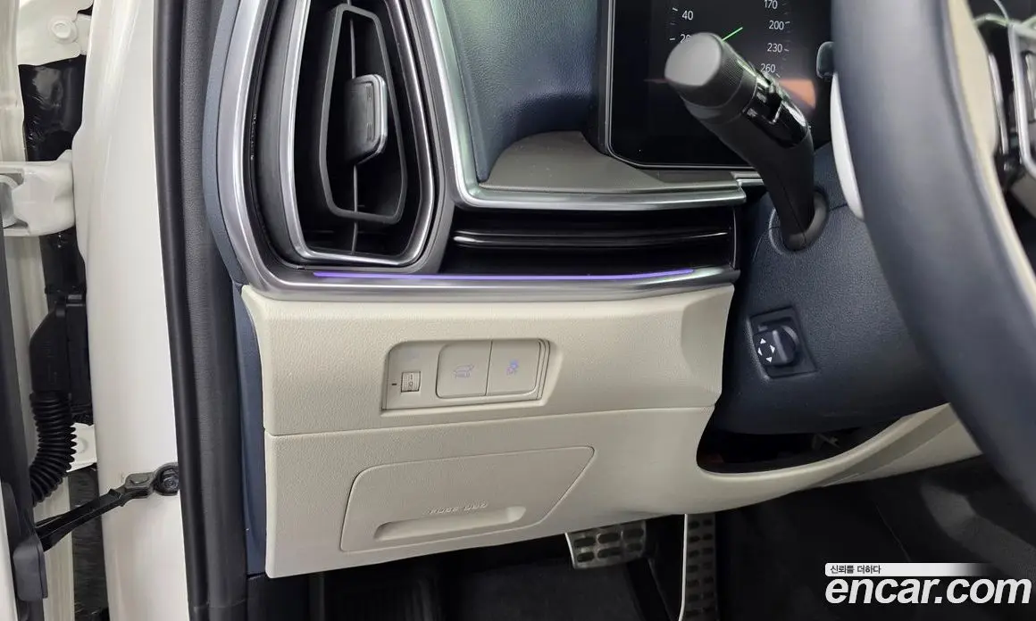 Kia Sorento 2025 1.6 автомат (гидро), фото 16 Kia Sorento 2025 1.6 автомат (гидро), фото 16