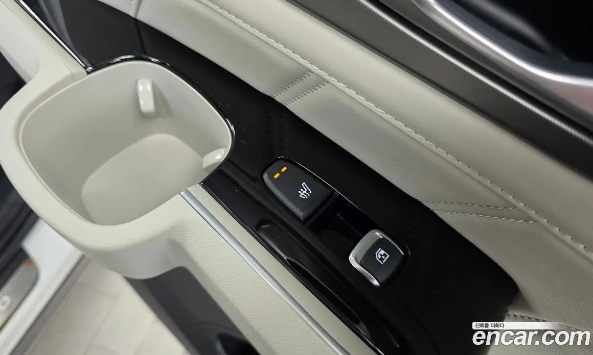 Kia Sorento 2025 1.6 автомат (гидро), фото 18 Kia Sorento 2025 1.6 автомат (гидро), фото 18