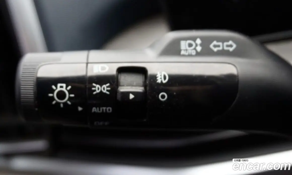 Kia Sorento 2025 1.6 автомат (гидро), фото 14 Kia Sorento 2025 1.6 автомат (гидро), фото 14