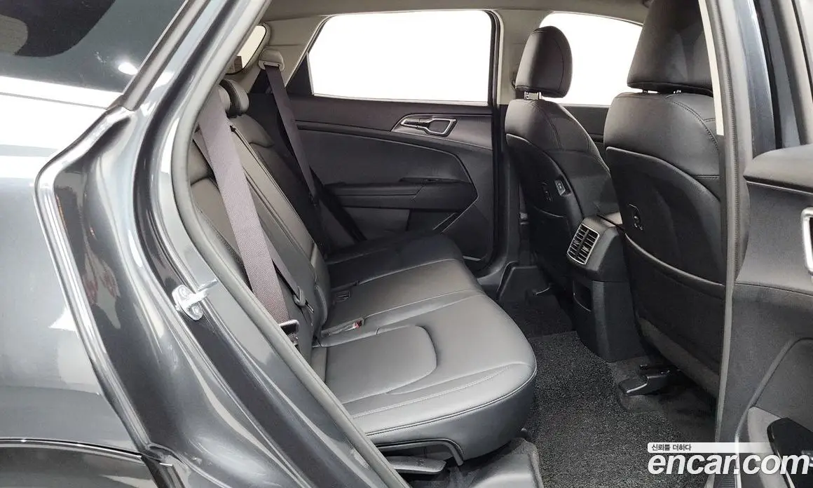 Kia Sportage 2024 1.6 автомат (гидро), фото 11 Kia Sportage 2024 1.6 автомат (гидро), фото 11