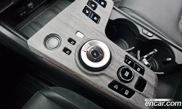 Kia Sportage 2024 2.0 автомат (гидро), миниатюра 12