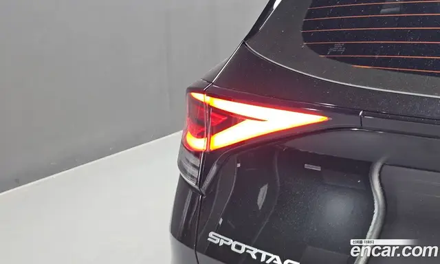 Kia Sportage 2024 2.0 автомат (гидро), миниатюра 9 Kia Sportage 2024 2.0 автомат (гидро), миниатюра 9