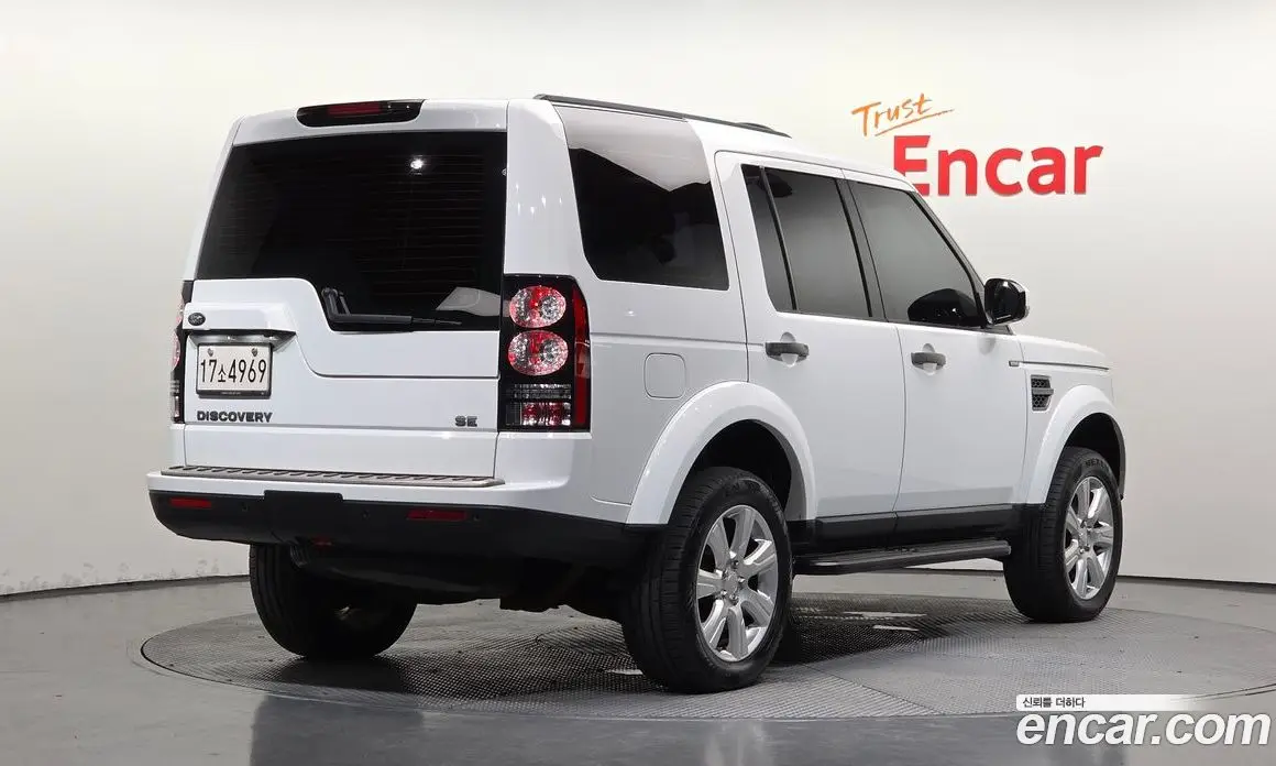 Land Rover Discovery 2015 3.0 автомат (гидро), фото 2 Land Rover Discovery 2015 3.0 автомат (гидро), фото 2