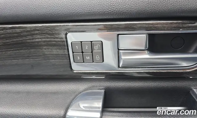 Land Rover Discovery 2015 3.0 автомат (гидро), миниатюра 12