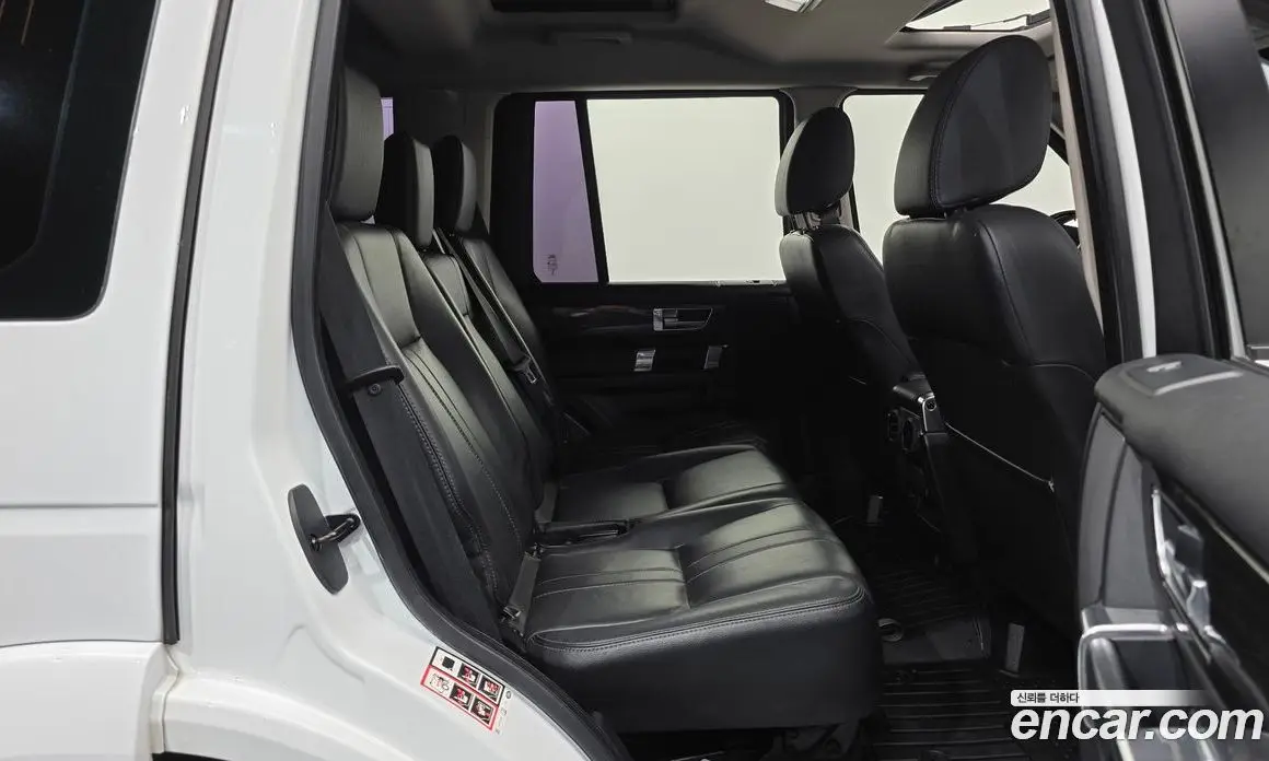 Land Rover Discovery 2015 3.0 автомат (гидро), фото 18 Land Rover Discovery 2015 3.0 автомат (гидро), фото 18