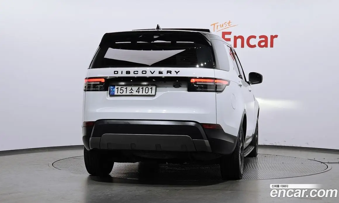 Land Rover Discovery 2018 2.0 автомат (гидро), фото 4 Land Rover Discovery 2018 2.0 автомат (гидро), фото 4
