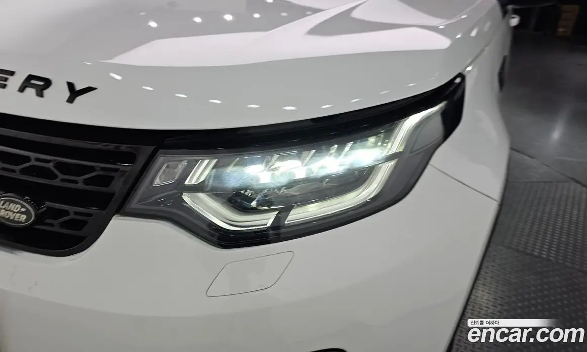 Land Rover Discovery 2018 2.0 автомат (гидро), фото 8 Land Rover Discovery 2018 2.0 автомат (гидро), фото 8