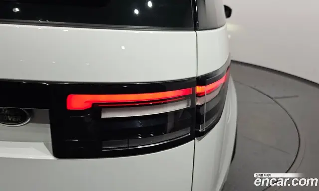 Land Rover Discovery 2018 2.0 автомат (гидро), миниатюра 9 Land Rover Discovery 2018 2.0 автомат (гидро), миниатюра 9