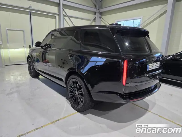 Land Rover Range Rover 2024 4.4 автомат (гидро), миниатюра 2 Land Rover Range Rover 2024 4.4 автомат (гидро), миниатюра 2
