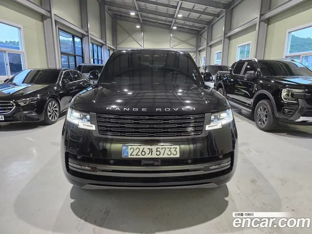 Land Rover Range Rover 2024 4.4 автомат (гидро), миниатюра 3 Land Rover Range Rover 2024 4.4 автомат (гидро), миниатюра 3