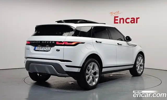 Land Rover Range Rover Evoque 2022 2.0 автомат (гидро), миниатюра 2
