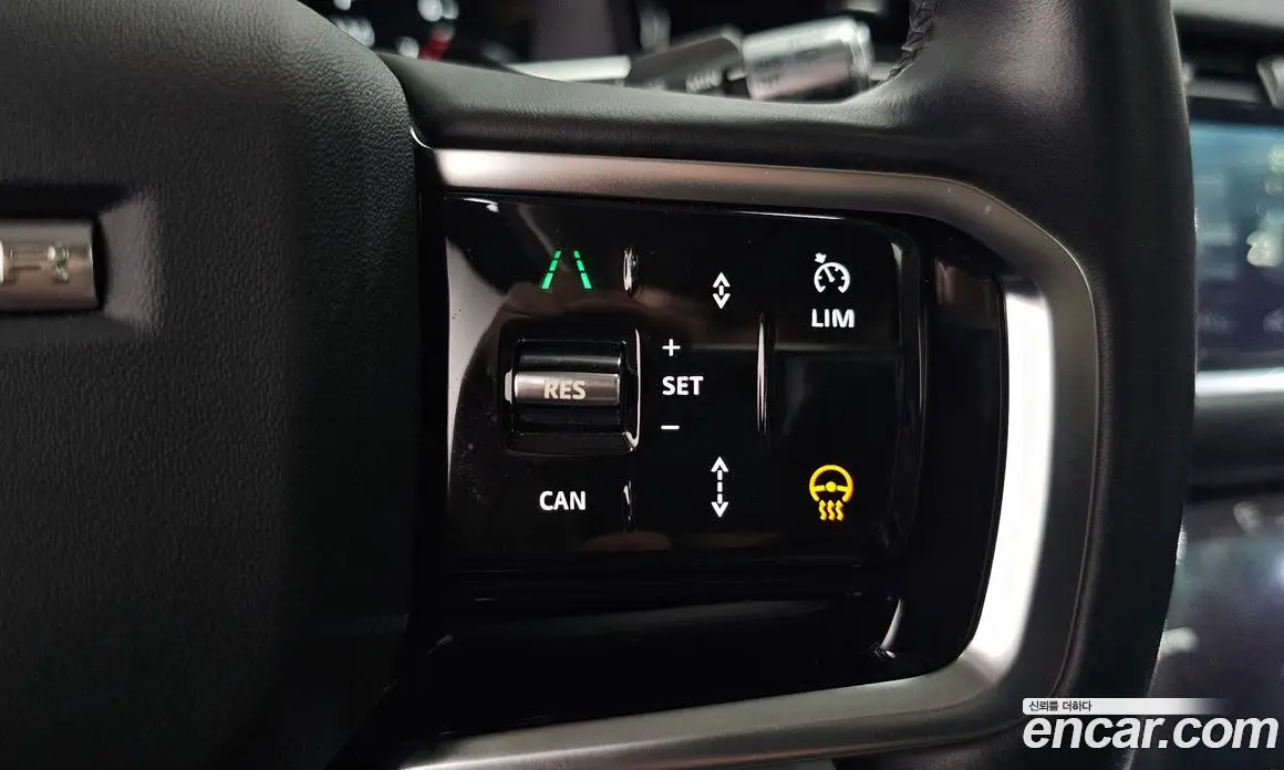 Land Rover Range Rover Evoque 2022 2.0 автомат (гидро), фото 22