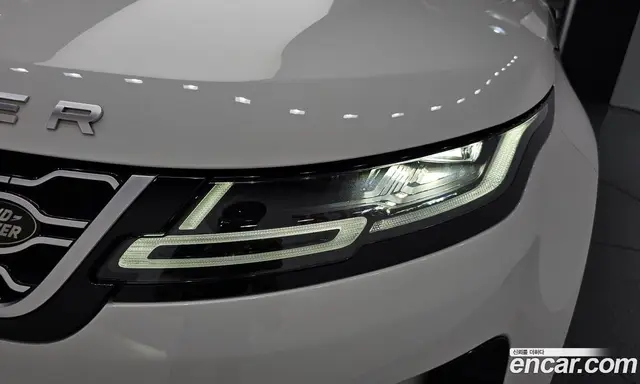 Land Rover Range Rover Evoque 2022 2.0 автомат (гидро), миниатюра 8