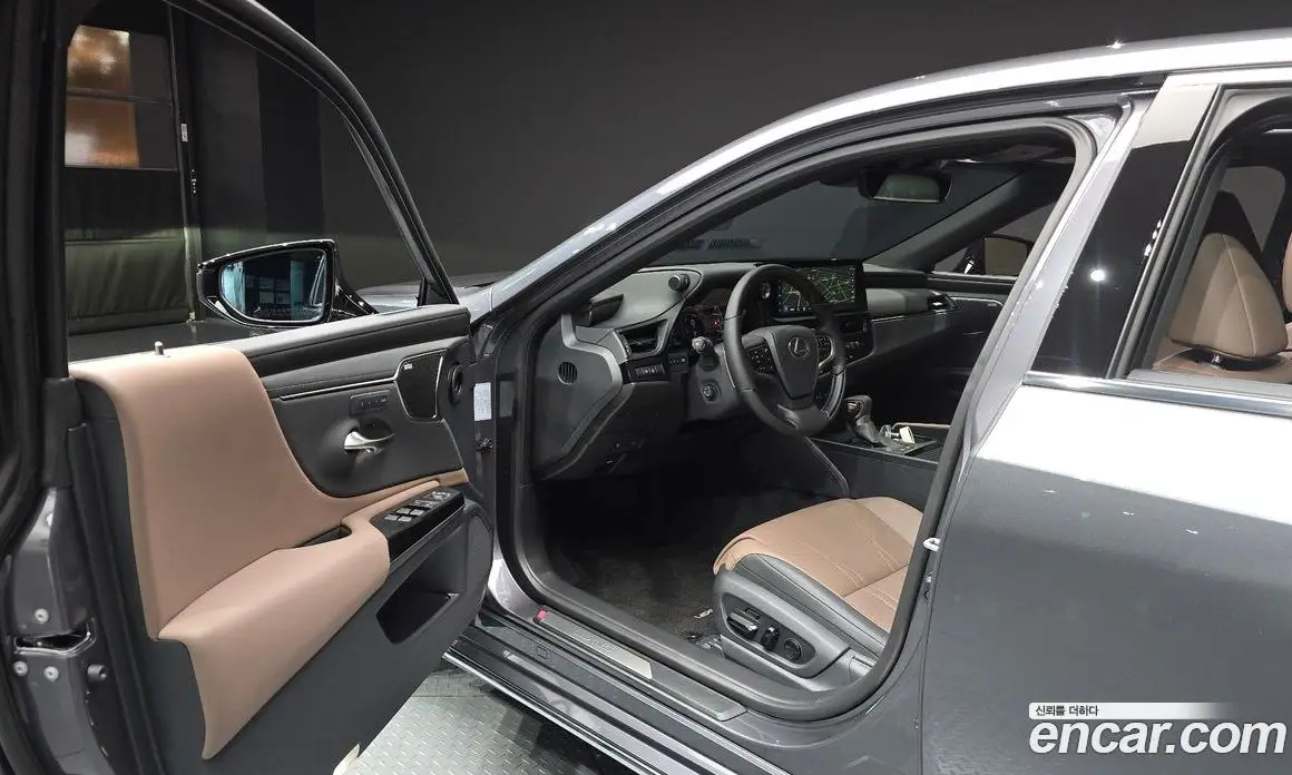 Lexus ES 2025 2.5 автомат (гидро), фото 13 Lexus ES 2025 2.5 автомат (гидро), фото 13